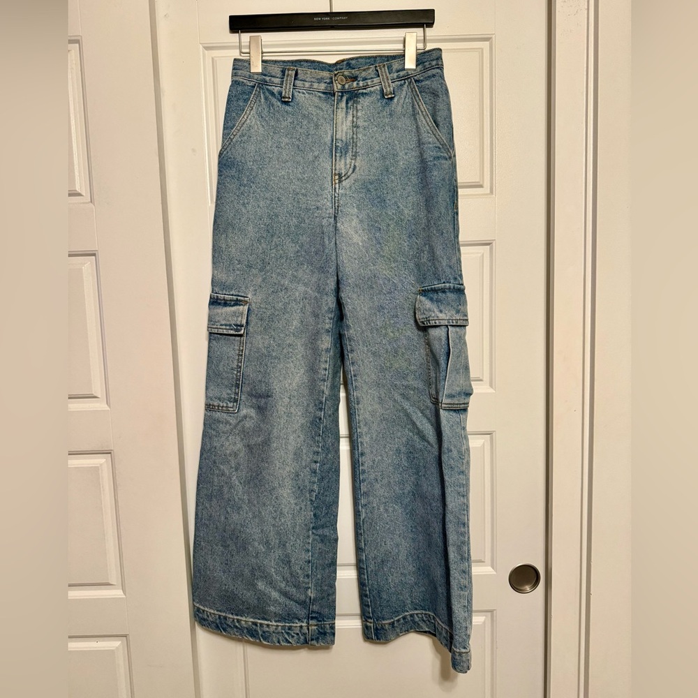 Brandy Melville/John Galt wide leg cargo jeans.